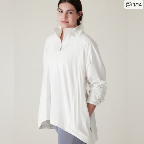 Athleta Tops - ATHLETA Pullover || Small